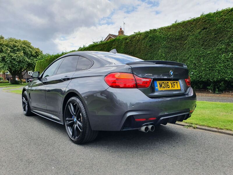 BMW 4 SERIES